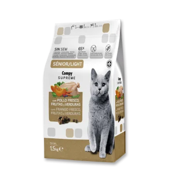 Compy Supreme Senior/Light with fresh chicken, fruit and vegetables. GRAIN FREE.  for overweight adult cats and cats aged 7 years and older.